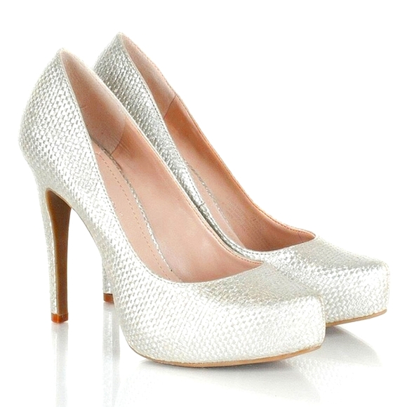 BCBG Shoes - BCBG Metallic Silver Platform / Pump / Heels